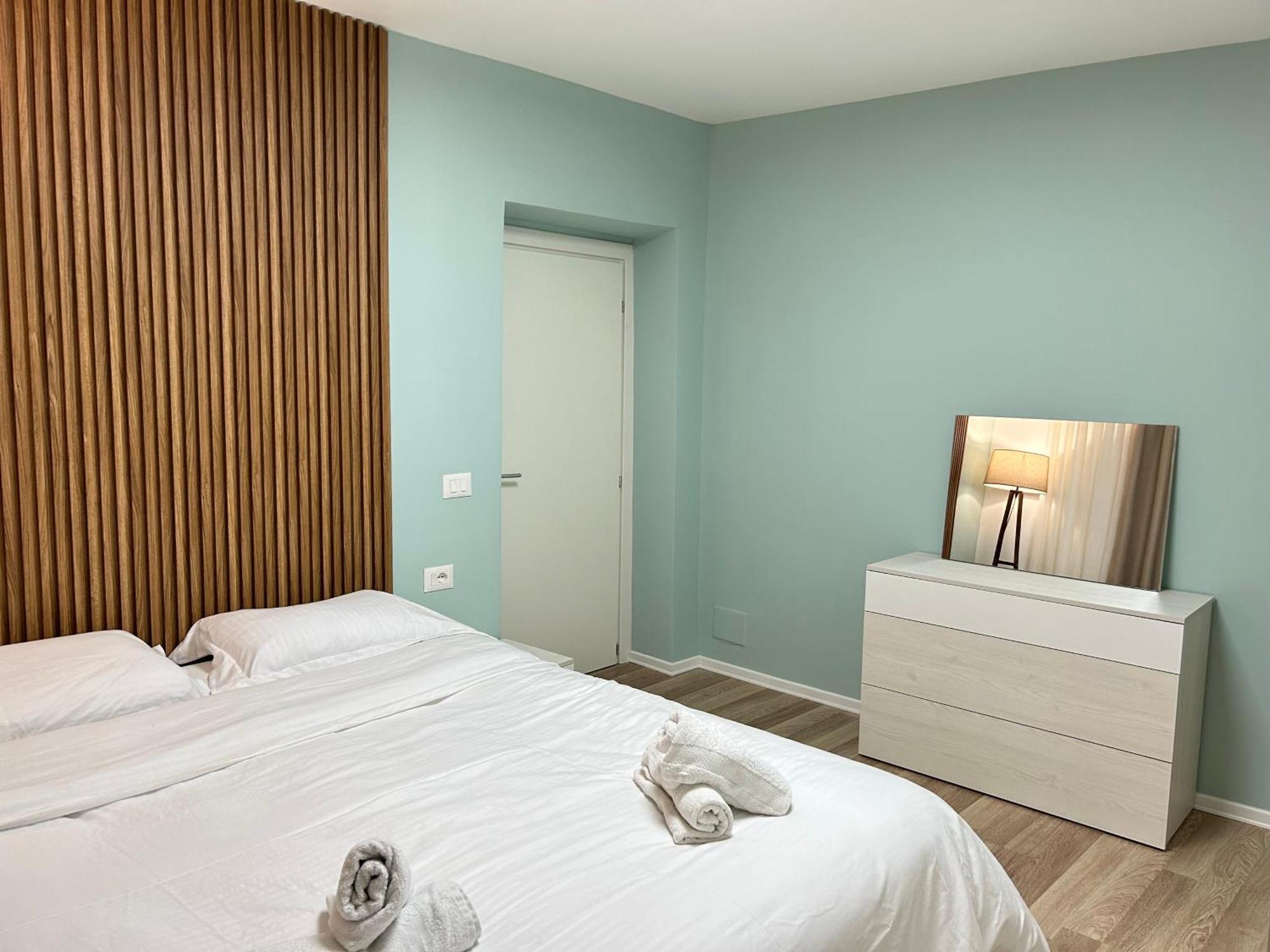 Spacious Fancy Apartment Tirana